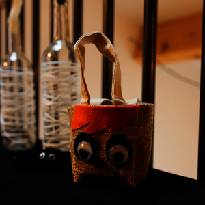 10 COUPONS FEUTRINE ADH?SIVE 24X45CM COLORIS ASSORTIS