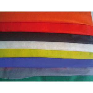 LOT DE 8 COUPES TISSU NON TISSE 1X1,60 M