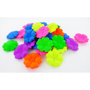 SAC 100 PERLES  PLASTIQUE FLEURS FLUO 28MM  -